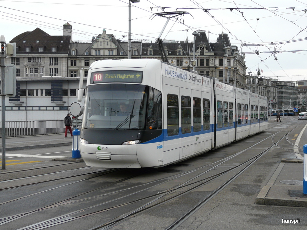 Glattalbahn - Tram Be 5/6 3069 unterwegs auf der Linie 10 in Zrich am 23.12.2012