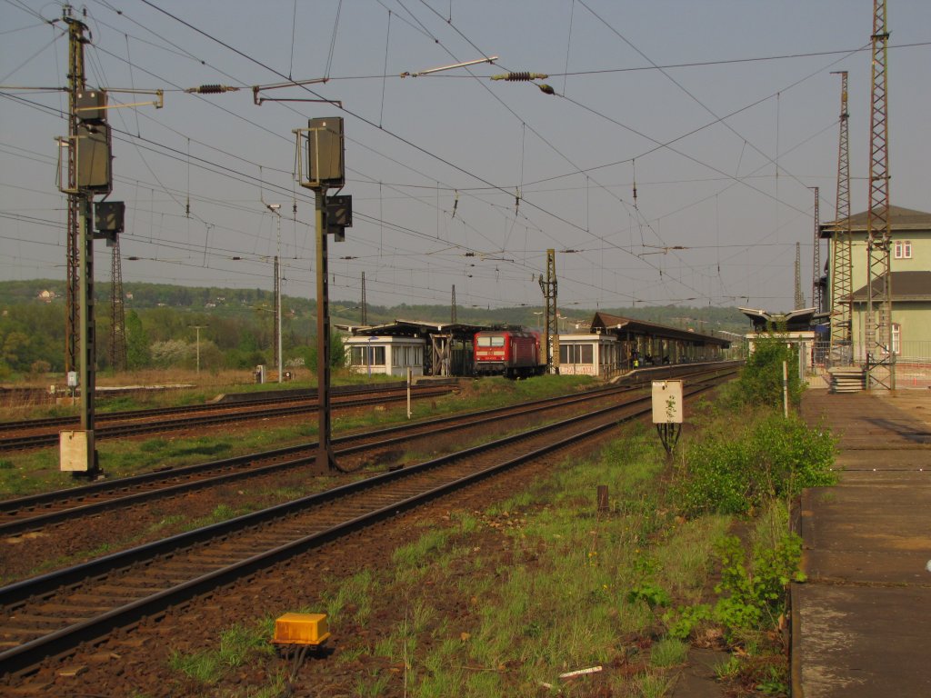 Gleis 1 und 2 in Naumburg (S) Hbf; 21.04.2011