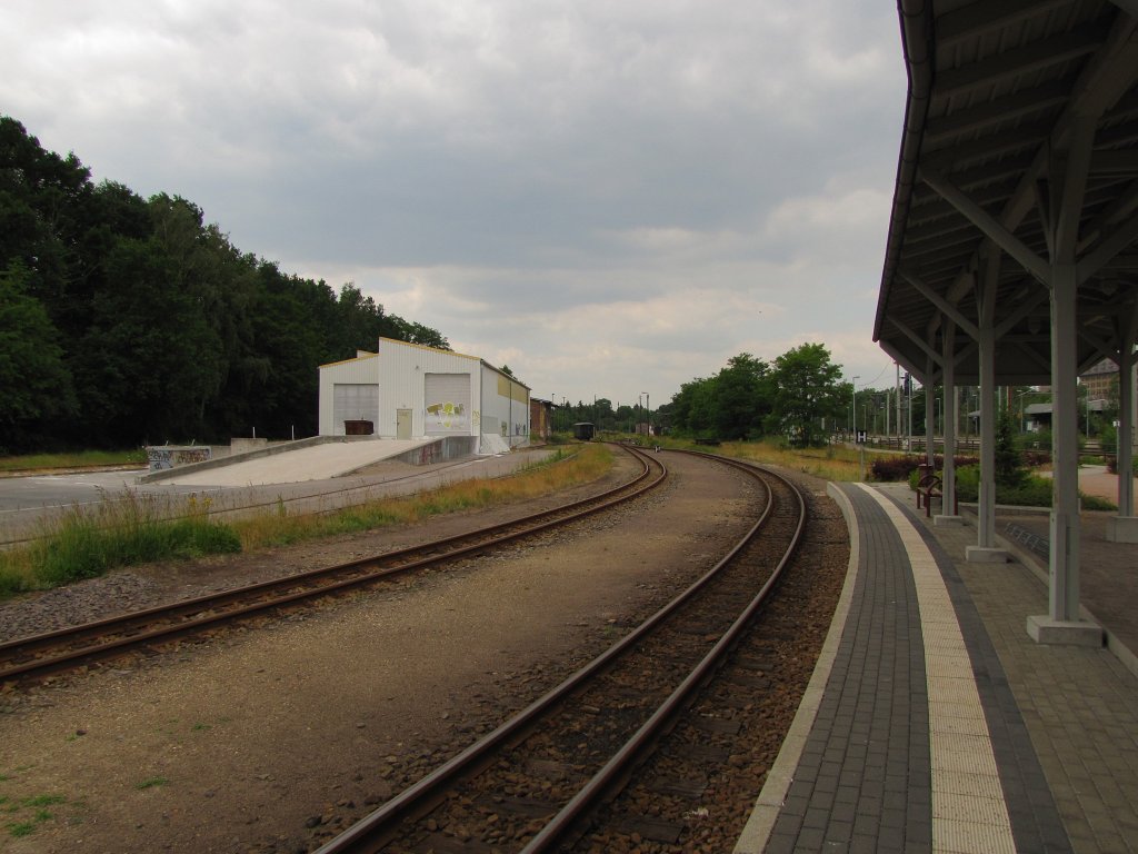 Gleis 2 der Dllnitzbahn in Oschatz Hbf; 09.06.2011