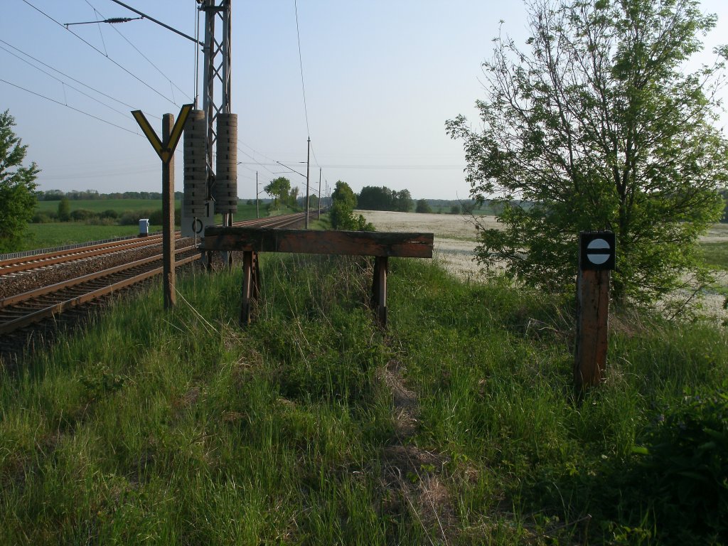 Gleisabschlu� vom nicht mehr genutzten Ausziehgleis in Bergen/R�gen am 21.Mai 2011.
