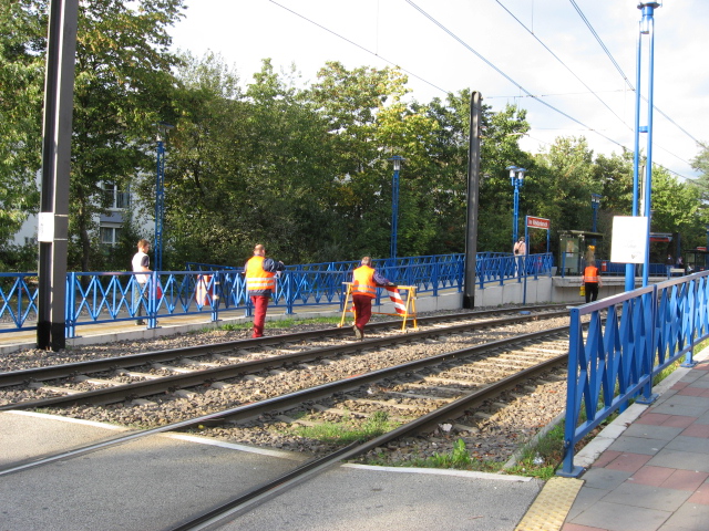 Gleismessarbeiten am 05. Oktober 2006 an der Haltestelle  Im Weidenbruch  (Bild 1/2)