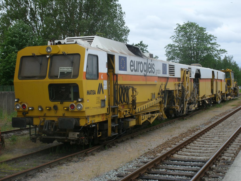 Gleisstopfmaschine,am 31.Mai 2012,in Bergen/R�gen.