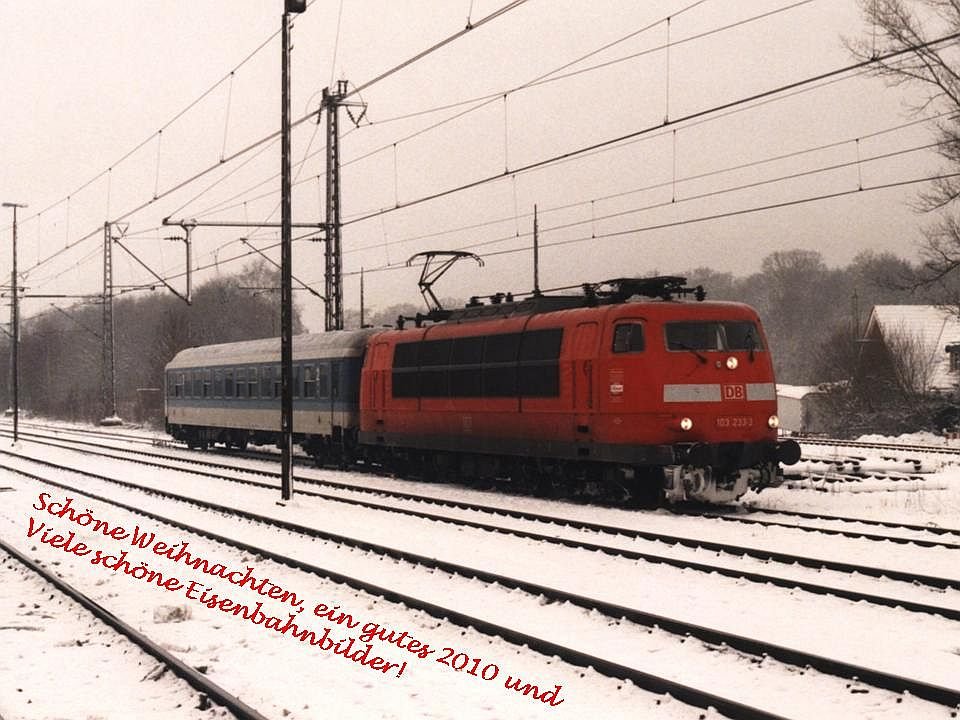 Glckwnsche fr 2010 fr alle Eisenbahnfreunde von Bahnbilder und viele schne Eisenbahnbilder! Ich danke alle Fotografe fr die schne Bilder und die tolle Bildkommentare! Und jetzt das Bild: die einzige 103 in verkehrsrot (103 233-3) auf Bahnhof Bad Bentheim am 28-12-2000. Bild, scan und Karte: Date Jan de Vries.