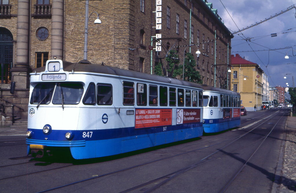 Gteborg Tw 847 und 835 am Stampgatan, 04.06.1999.