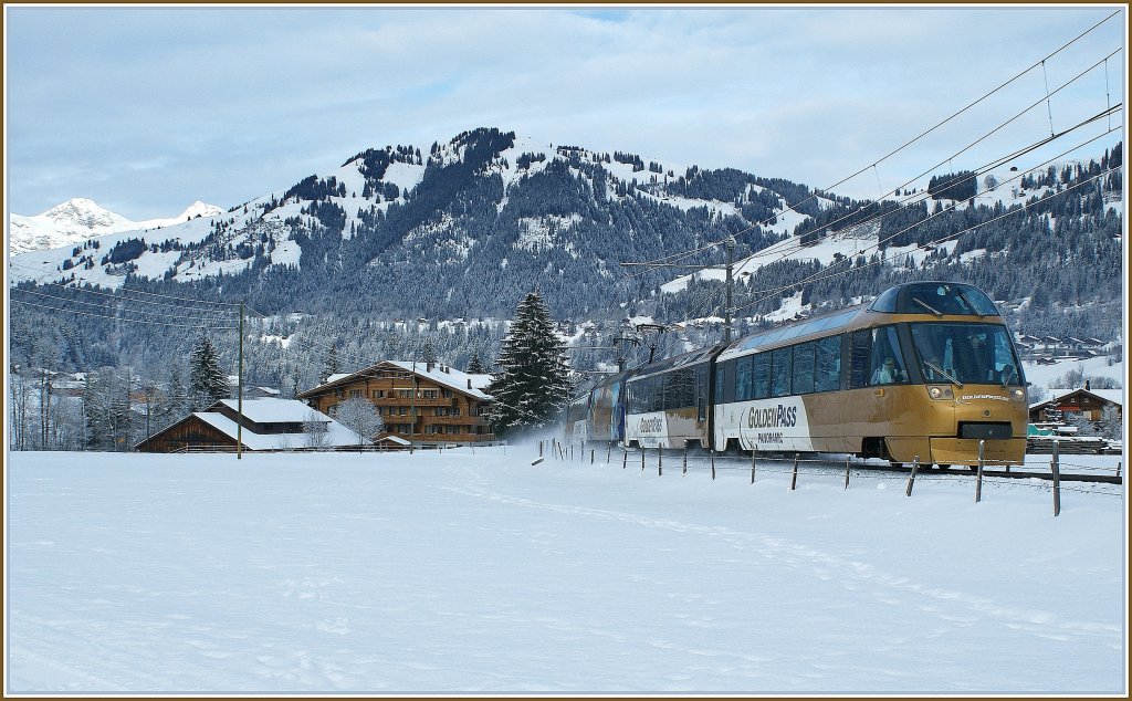 Goldenpass Panoramic Express nach Zweisimmen bei Gstaad am 14. Januar 2010. 