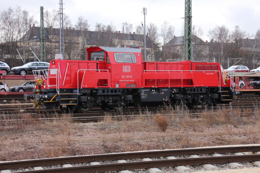  Gravita 261 023 rangiert am 20.02.2012 in Glauchau(Sachs.)