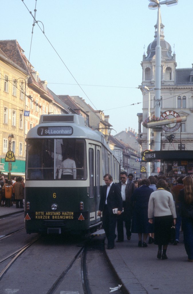 Graz GVB SL 7 (GT8 6) Hauptplatz am 17. Oktober 1978.