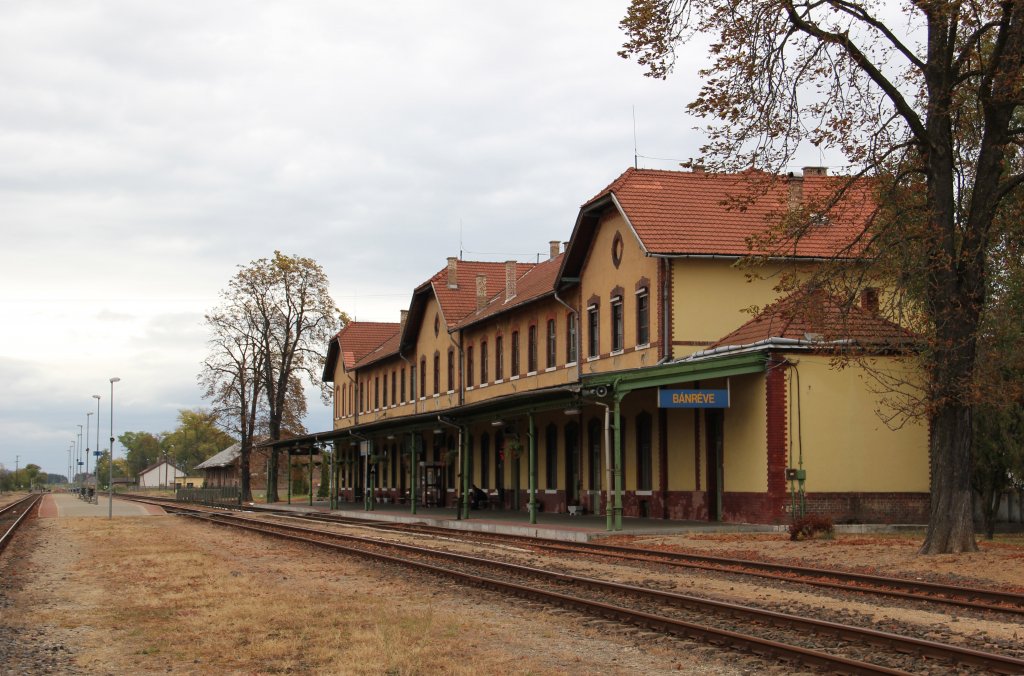 Grenzbahnhof Bnrve/MV (bergang nach der Slowakei/SR), Blick in Fahrtrichtung Miskolc, 12.09.2011