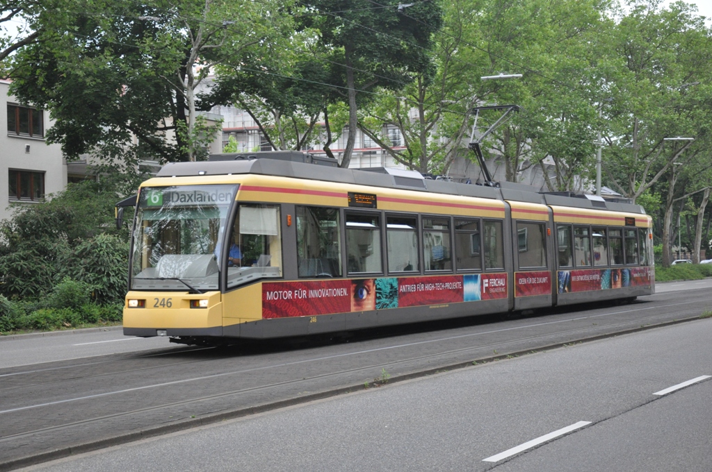 GT6-70D / Siemens 246 der VBK Karlsruhe aufgenommen 12/06/2013 am Kaiserallee