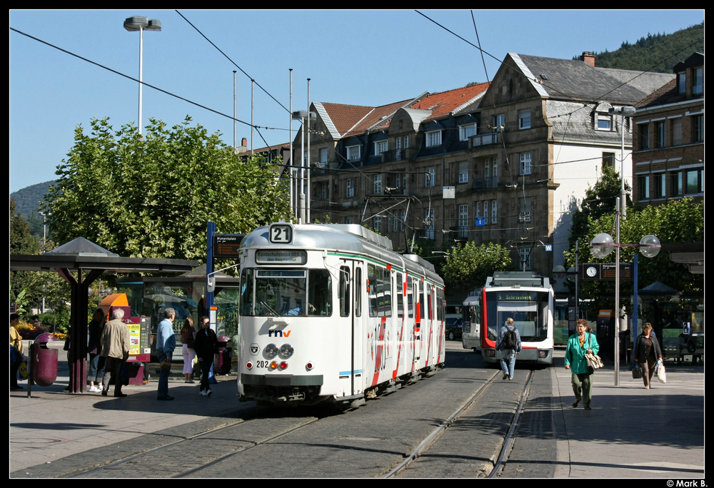 GT8 202 der Heidelberger Straenbahn am berhmten Bismarckplatz. Aufgenommen am 06.09.10.
