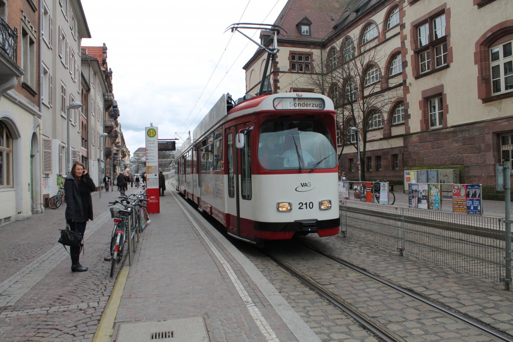 GT8K 210 an der Eschholzstae am 9.3.2013