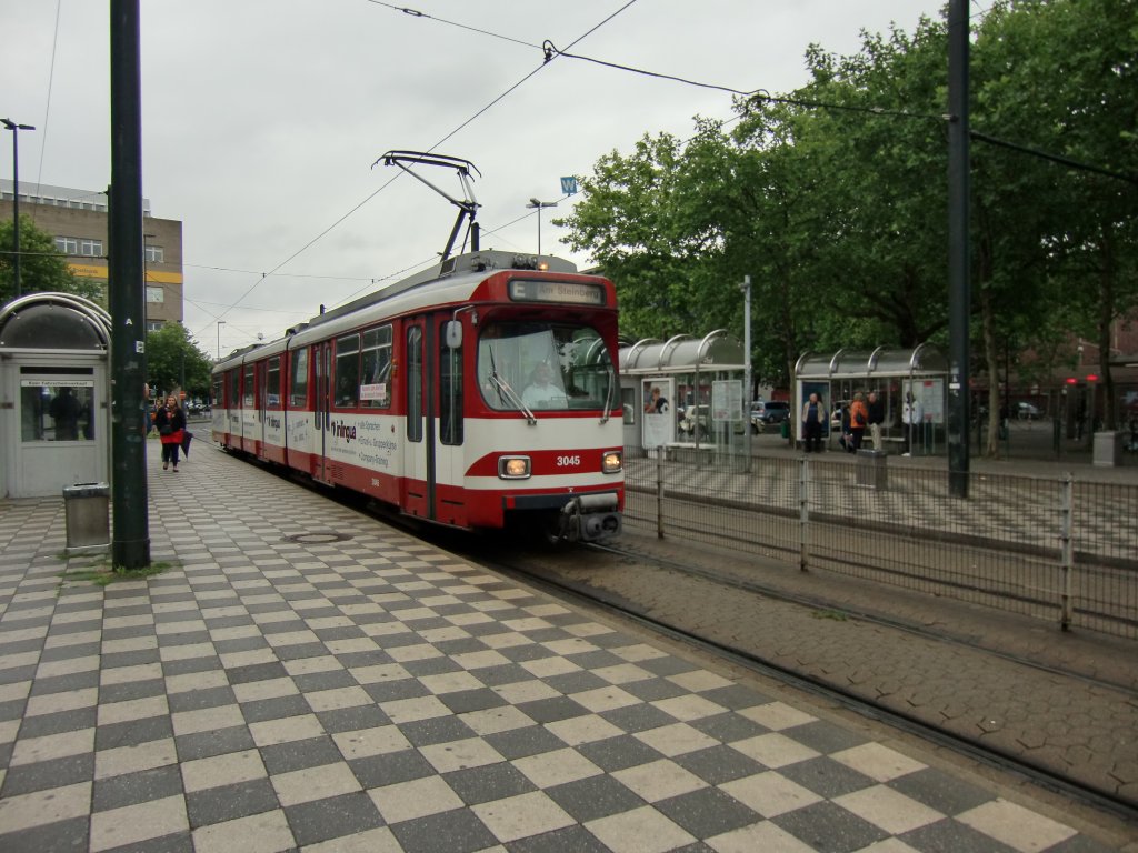 GT8S beim D�sseldorf Hbf am 19.06.2011 zum abschied des Betriebshoffes  Steinberg 
