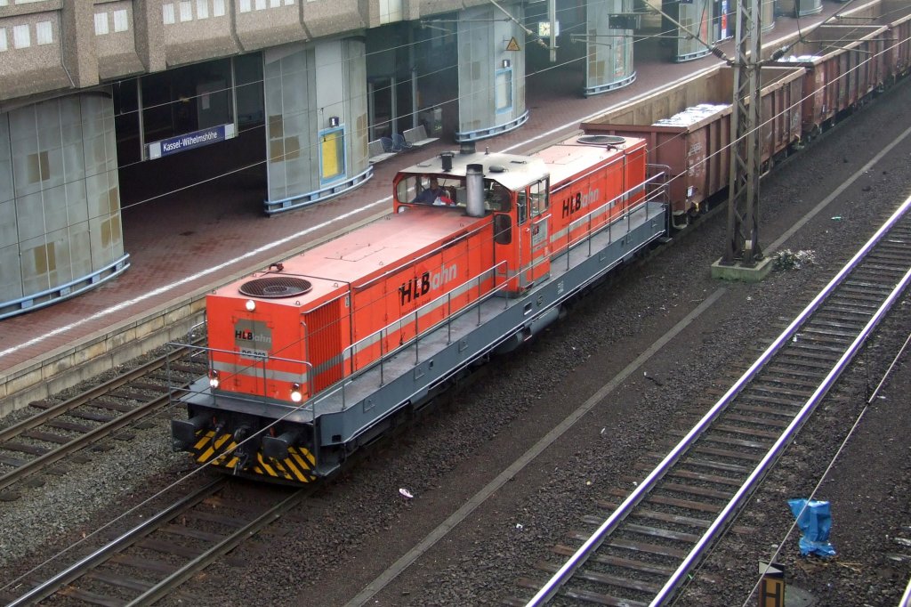 Gterzugdurchfahrt in Kassel-Wilhelmshhe mit der DG 202 der Hessischen Landesbahn am 11.01.2012.