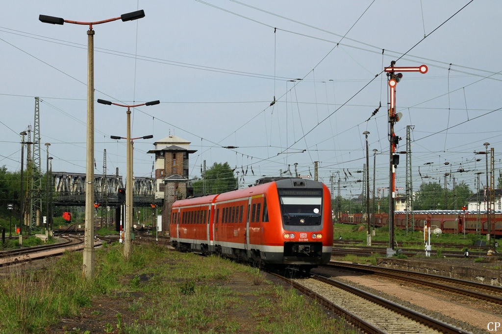 Gut zwei Stunden nach der Abfahrt in Erfurt hat 612 099 den Endbahnhof Zwickau Hbf erreicht. (14.05.2011)