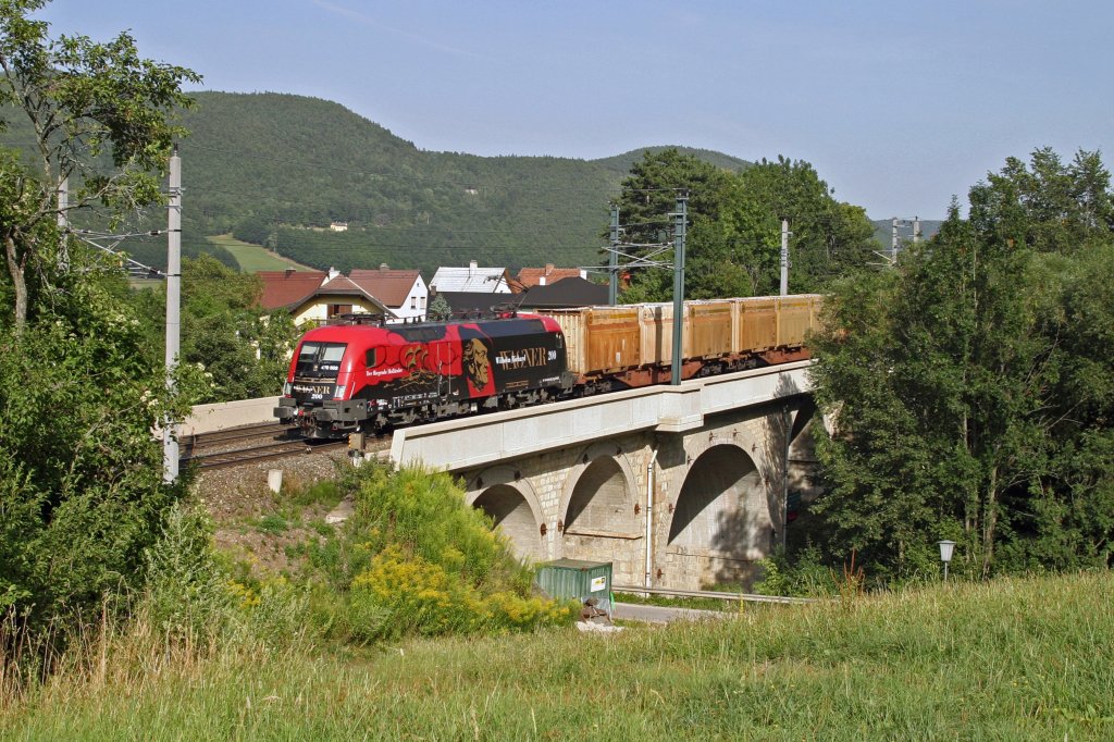 Gysev 470.503  Wagner  mit GAG-41377 am Payerbachgraben-Viadukt. 8.8.13