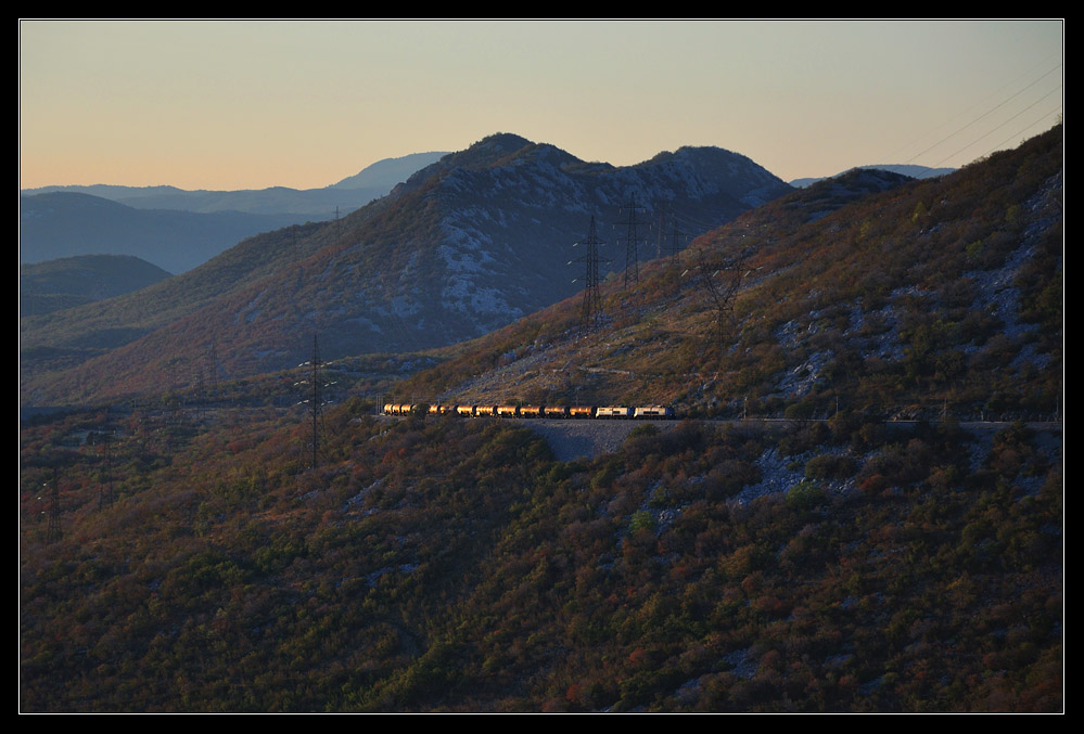 H 1061-011 und 1061-10x zwischen krjevo und Meja(21.9.2012).