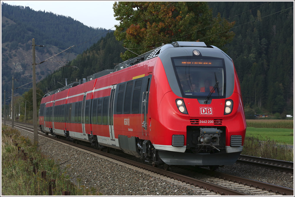 Hamsterbacke im Murtal - Messfahrt mit dem DB Talent II 2442 200 als SPROB 97685 von St. Michael nach Knittelfeld.  
St.Lorenzen 4.10.2012