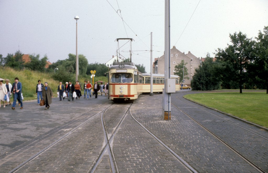 Hannover STRA SL 5 (T4 513) Stcken am 26. Juni 1981.
