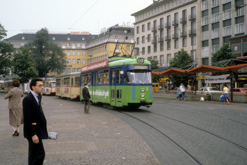 Hannover STRA SL 6 (T4 407) Ernst-August-Platz / Hauptbahnhof am 25. Juni 1981.