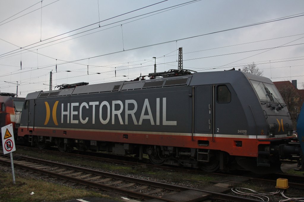 Hectorrail 241.010  Yoda  am 6.1.12 abgestellt in Krefeld Hbf.