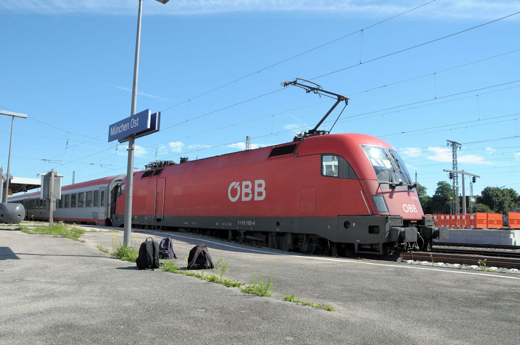 `Herrenlose´ Gepckstcke in Mnchen OSt :)