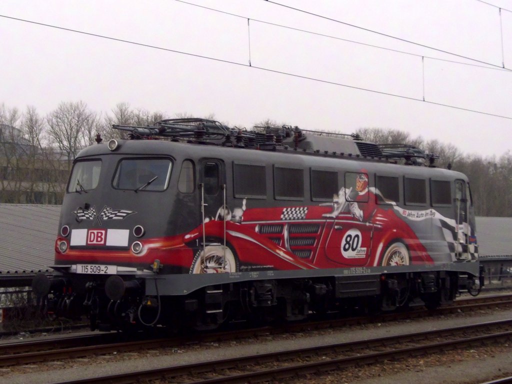 Heute am 28.03.2013 in Karlsruhe Hbf. gesehen, Lok 115 509-2.