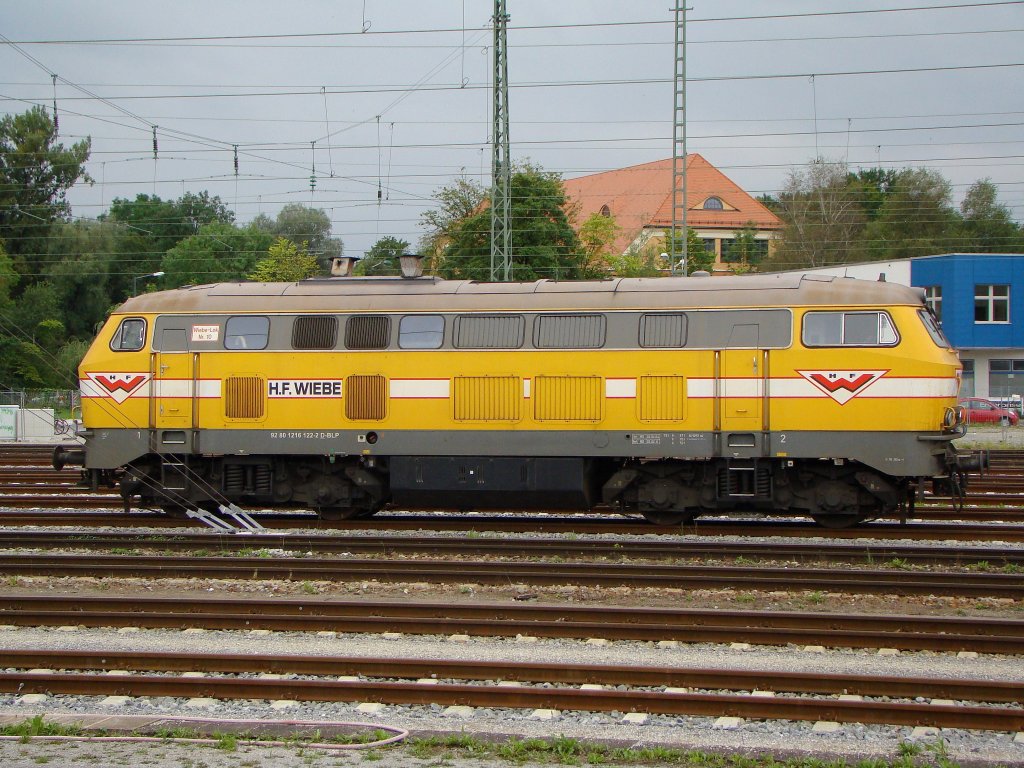 H.F.Wiebe 1216 122-2 (216 122) in Bahnhof Rosenheim. 28.08.2010