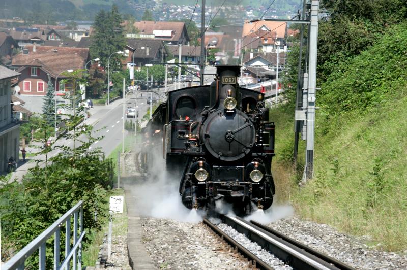 HG 3/3 1067 auf der Rampe von Giswil; 22.08.2010