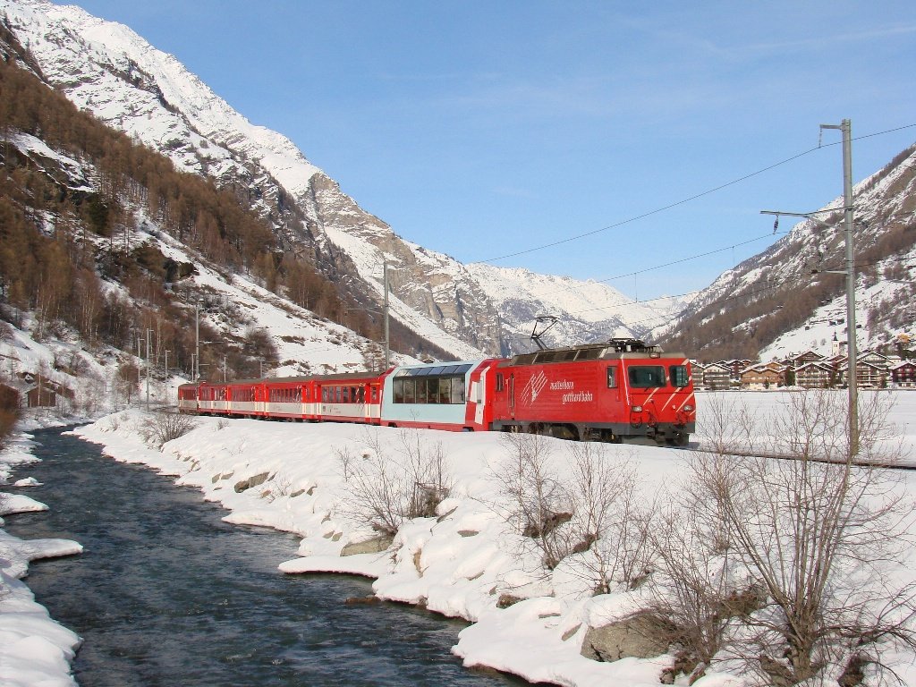 HGe 4/4 II 3 - Tsch - 04-02-2010