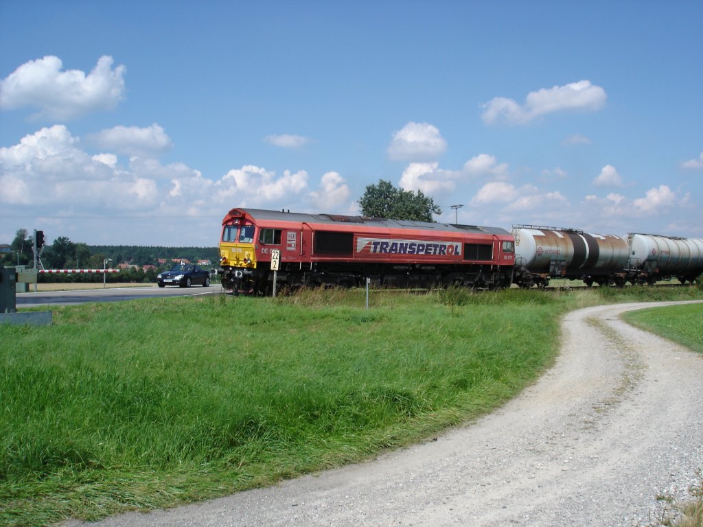 HGK Class 66  DE 672 mit �lzug bei Tannheim in Richtung Altmannshofen/Leutkirch am12.8.2005