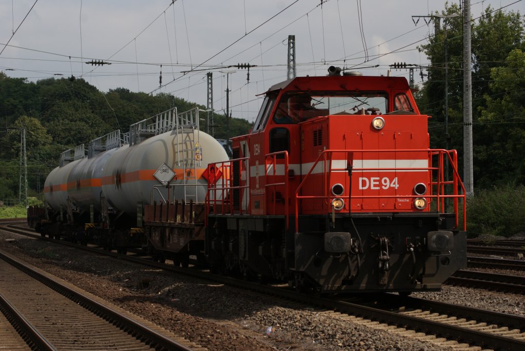 HGK DE 94 mit dem CT 61547 (Dormagen - K�ln-Godorf Hafen) in K�ln West am 27.07.2010
