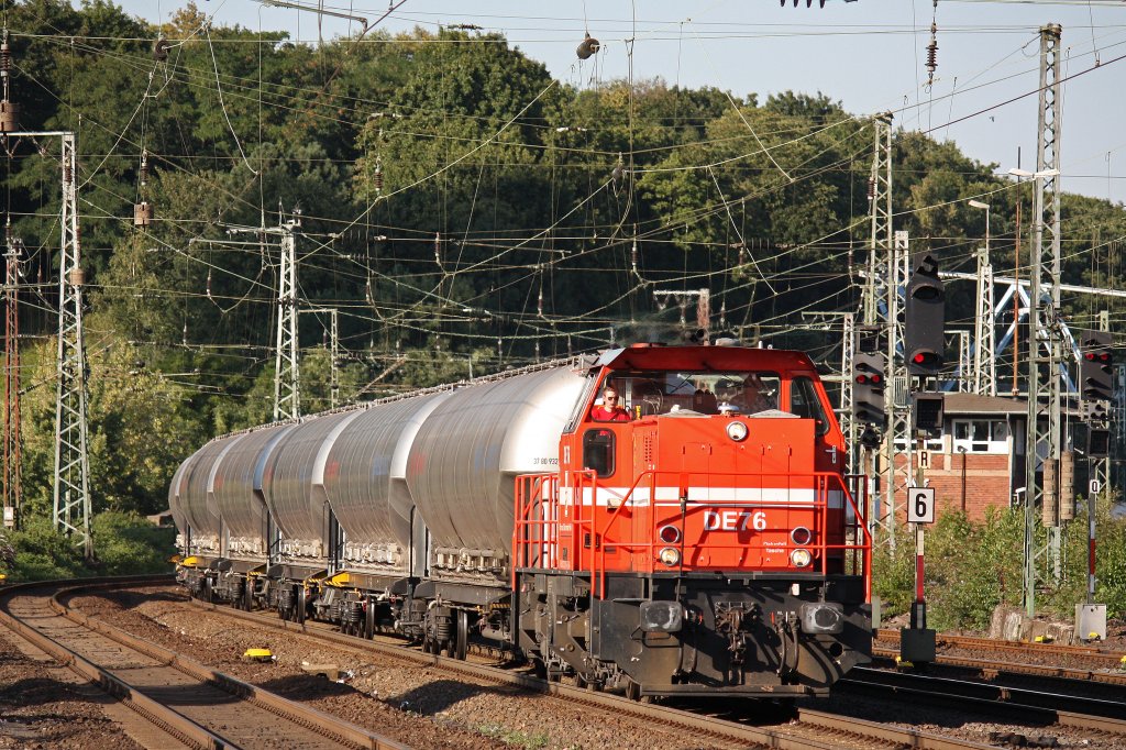 HGK DE76 am 23.8.12 in Kln-West.