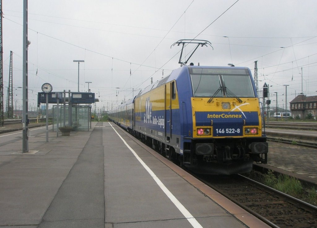 Hier 146 522-8 mit X80003 von Leipzig Hbf. nach Warnemnde, bei der Ausfahrt am 14.5.2010 aus Leipzig Hbf.