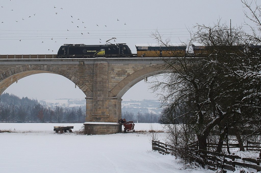 Hier 185 -.- Neubauer am 05.10.2010 in Regensburg-Prfening.