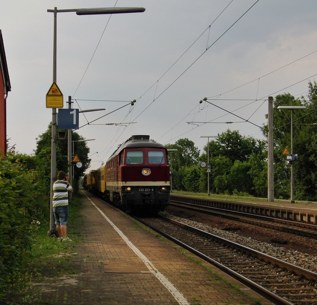 Hier ist 232 223 -8 (ludmilla) am 25.06.2010 in Kfering.