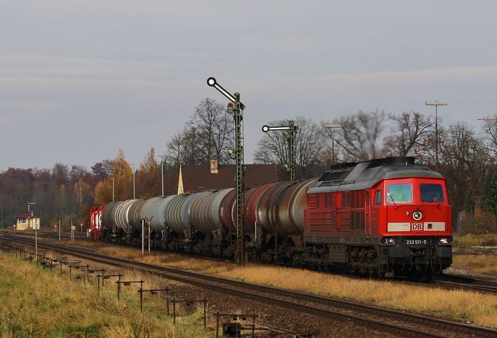 Hier 233 511 -5 am 03.11.2010 in Tssling.