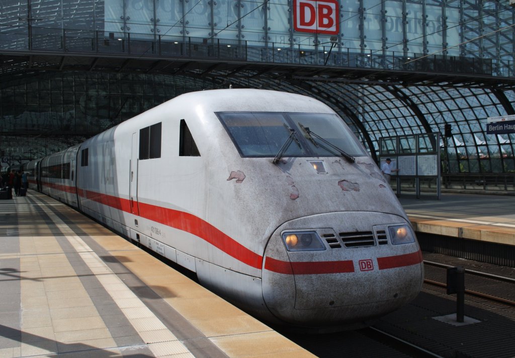 Hier 401 086-4 als ICE278 von Interlaken Ost nach Berlin Ostbahnhof, dieser Triebzug stand am 26.5.2012 in Berlin Hbf.