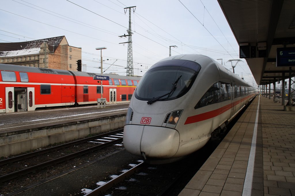 Hier 411 808-6  Hansestadt Wismar  als ICE1208 von Innsbruck Hbf. nach Berlin Hbf.(tief), bei der Einfahrt am 28.11.2010 in Nrnberg Hbf.