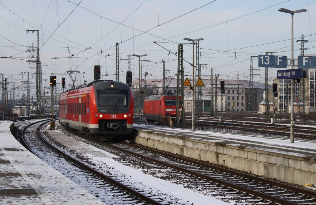 Hier 440 504-3 als RE34611 von Wrzburg Hbf. nach Nrnberg Hbf., bei der Einfahrt am 28.11.2010 in Nrnberg Hbf.