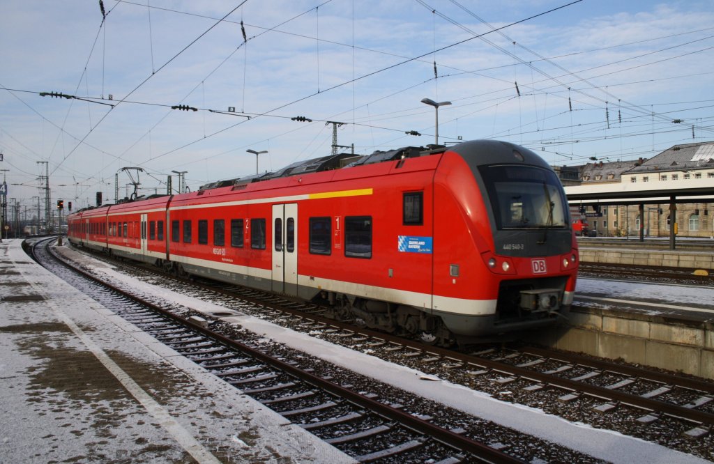 Hier 440 540-3 als RE34611 von Wrzburg Hbf. nach Nrnberg Hbf., bei der Einfahrt am 28.11.2010 in Nrnberg Hbf.