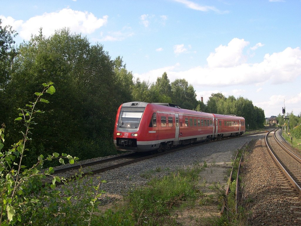 Hier 612 060 als IRE1 von Dresden Hbf. nach N�rnberg Hbf., bei der Durchfahrt am 19.8.2010 durch Netzschkau.