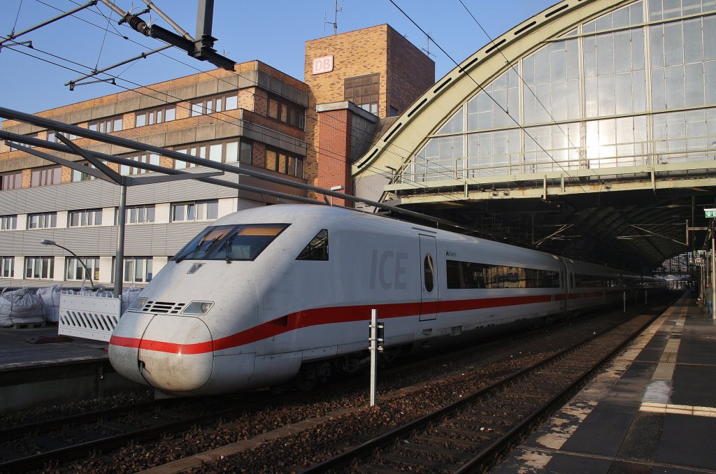 Hier 808 039-2  Essen  als ICE541 von Kln Hbf. nach Berlin Ostbahnhof, dieser Triebzug stand am 29.10.2011 in Berlin Ostbahnhof.