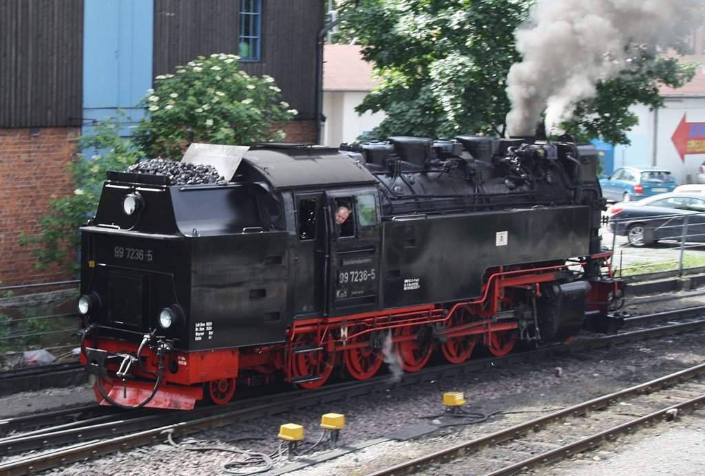 Hier 99 7236-5, beim rangieren am 23.5.2011 in Wernigerode.
