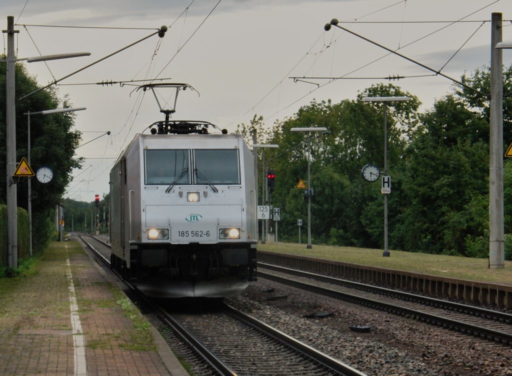 Hier am 30.08.2010 in Kfering, ITL 185 562 -6 (Nr.1)