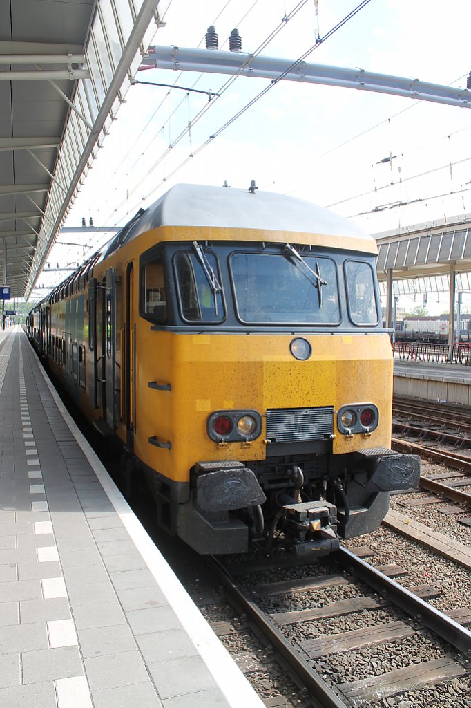 Hier die Ansicht eines DD-AR Steuerwagens am 9.5.13 in Venlo.