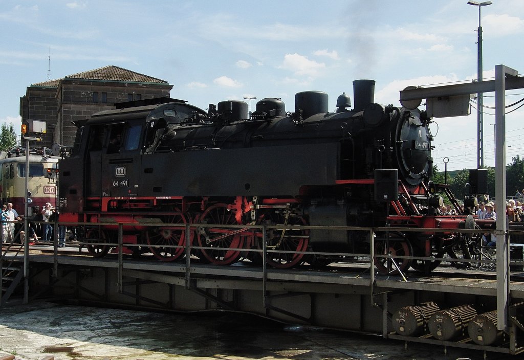 Hier Auf der Drehscheibe im Gostenhof 64 491 am 21.08.2010