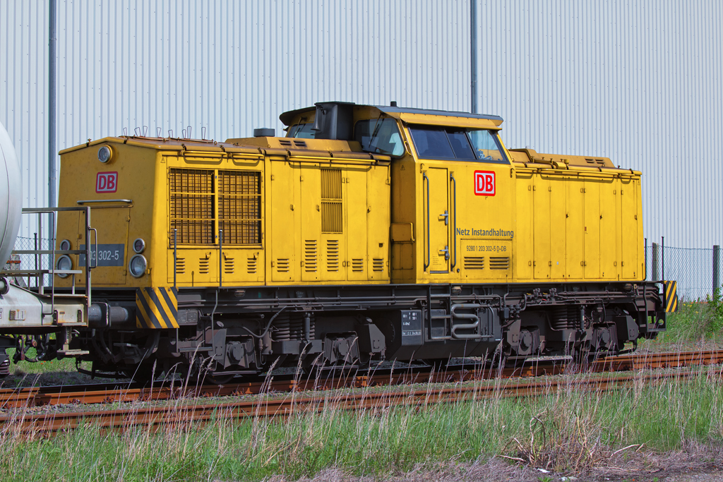 Hier eine der beiden Loks des Spritzzuges vom 14.05.2013, sie steht mit dem Zug abfahrbereit in Richtung Jatznick.
