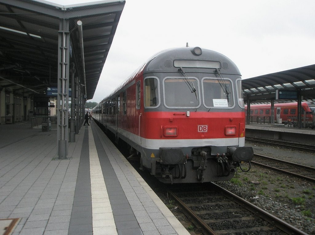 Hier ein RE16 von Leipzig Hbf. nach Hof Hbf., bei der Einfahrt am 18.8.2010 in Hof Hbf.