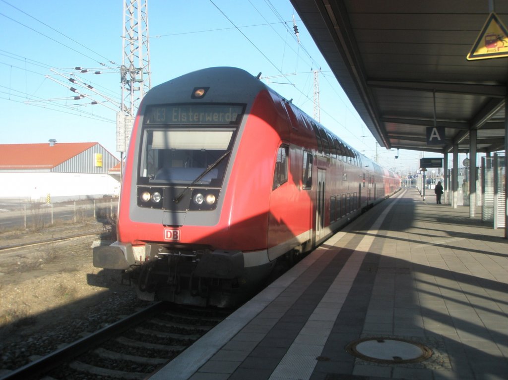 Hier ein RE3 von Stralsund Hbf. nach Elsterwerda, dieser Zug stand am 7.3.2010 in Angermnde.