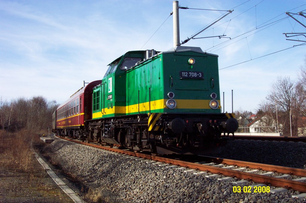 hier ein schner Schnappschu aus 2008...Am 3.2.2008 fanden Sonderfahrten auf der Zellwaldbahn von Nossen nach Freiberg und zurck statt mit dem schnen   Zugpferd   112 708-3 von der Regio Infra Service Sachsen GmbH. 